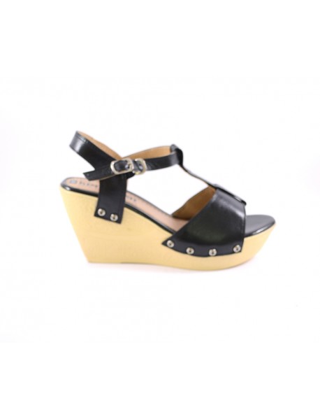 Sandal nữ - 9-SD-E110-D Sandal nữ - 9-SD-E110-D